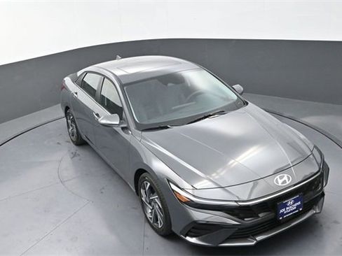 New 2025 Hyundai Elantra Limited image 28