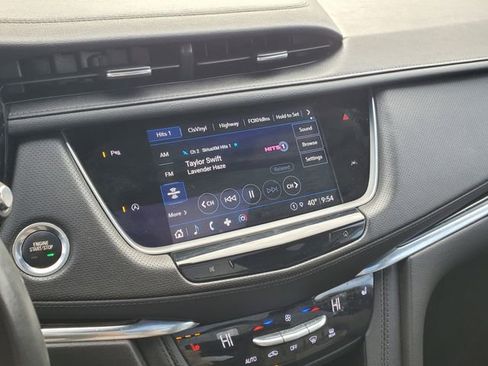 Certified 2022 Cadillac XT6 Luxury image 35