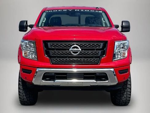Used 2021 Nissan Titan SV w/ SV Convenience Package AWD/4WD image 3