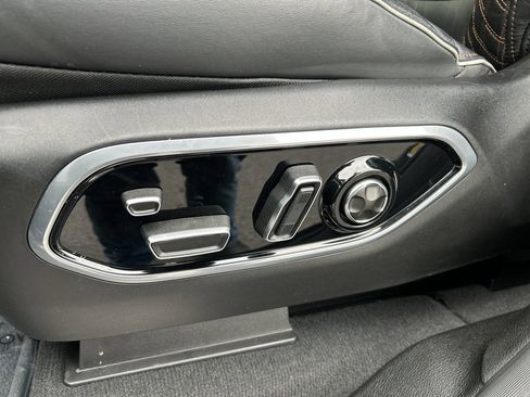 Used 2023 Jeep Grand Cherokee L Summit image 22