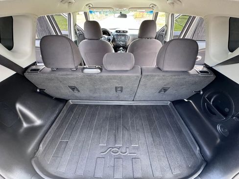 Used 2018 Kia Soul w/ Convenience Package FWD image 20