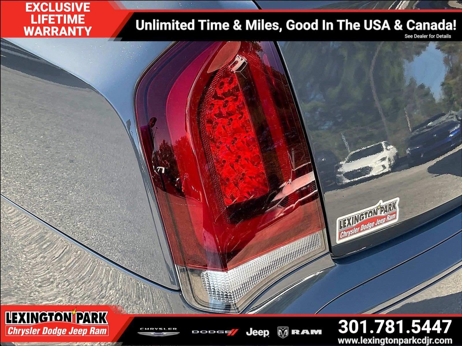 Used 2018 Chrysler 300 S RWD image 22