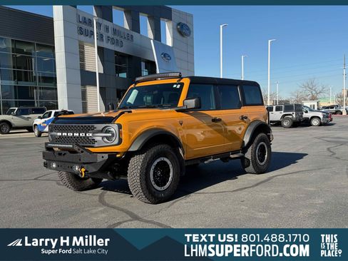 Used 2022 Ford Bronco Badlands w/ Sasquatch Package image 1