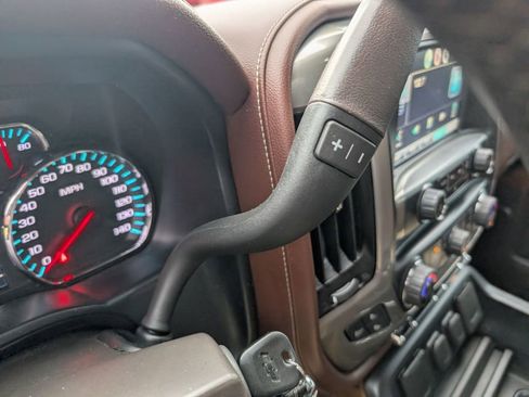 Used 2015 Chevrolet Silverado 1500 High Country w/ High Country Premium Package image 23