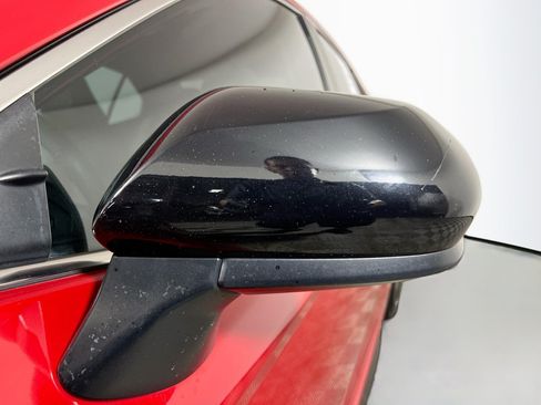 Used 2021 Toyota Camry SE FWD image 12
