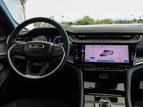 New 2026 Jeep Grand Cherokee Altitude RWD image 14