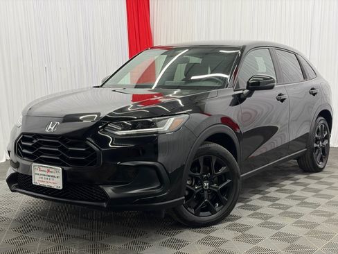 Used 2023 Honda HR-V Sport image 4