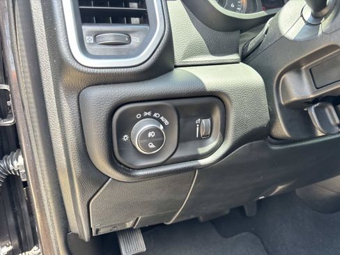 Used 2026 RAM 2500 Big Horn AWD/4WD image 20