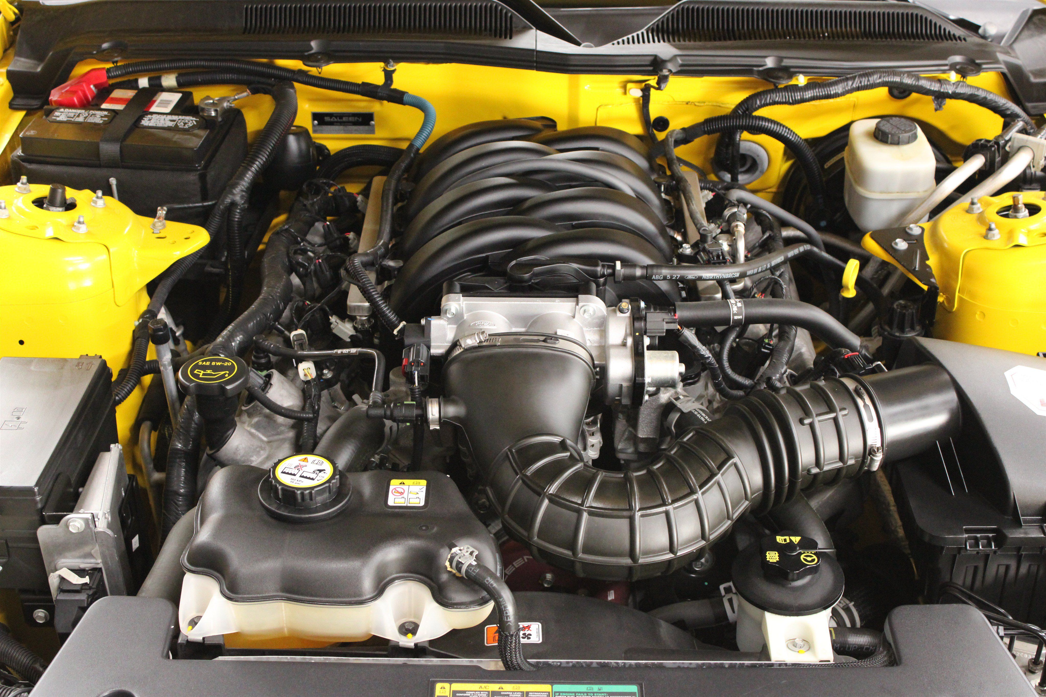 Used 2006 Ford Mustang GT RWD image 33