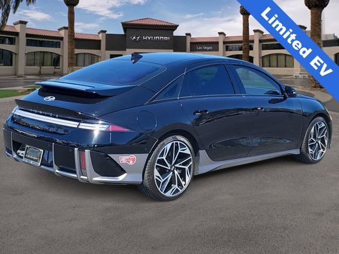 Used 2024 Hyundai Ioniq 6 Limited RWD image 8