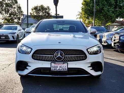 Used 2022 Mercedes-Benz E 350 Sedan image 5