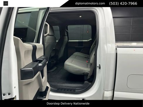 Used 2019 Ford F250 XL w/ Power Equipment Group image 21