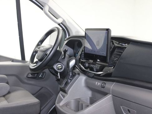 Used 2024 Ford Transit 350 XLT RWD image 26
