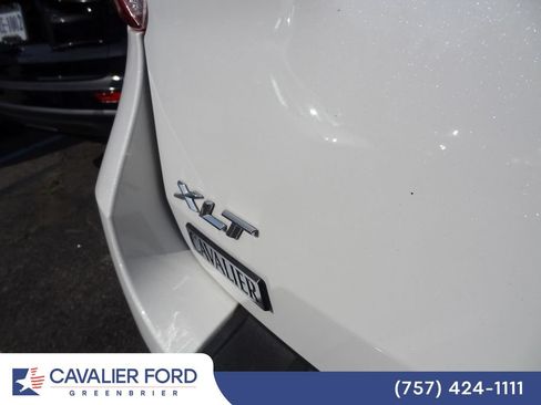 Used 2023 Ford Explorer XLT w/ Equipment Group 202A AWD/4WD image 6