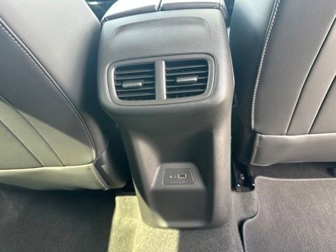 Used 2025 Buick Envision Preferred AWD/4WD image 42