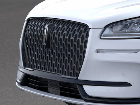 New 2026 Lincoln Corsair Premiere image 17