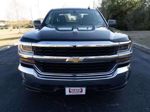 Used 2018 Chevrolet Silverado 1500 LT w/ All Star Edition image 8