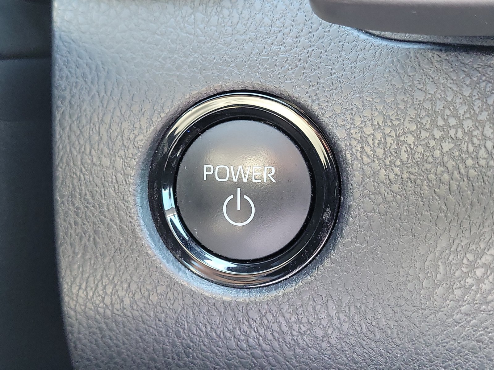 Used 2025 Toyota Camry XLE FWD image 26