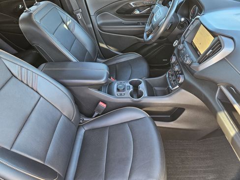 Used 2022 GMC Terrain AT4 w/ Infotainment Package II image 16