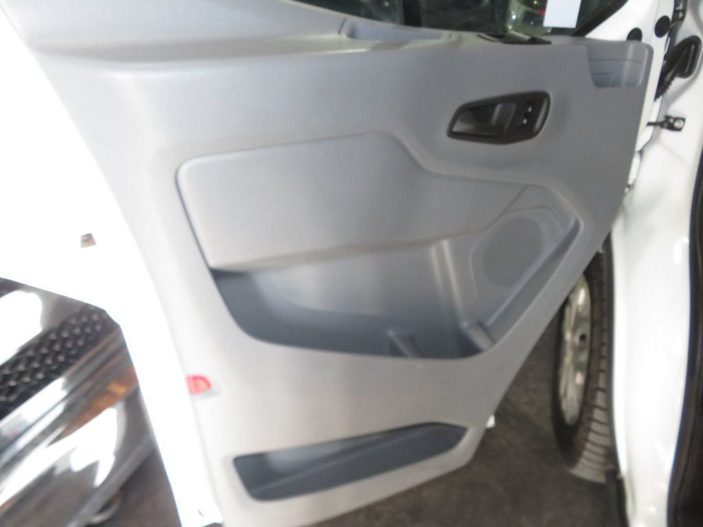 Used 2018 Ford Transit 150 XLT RWD image 16