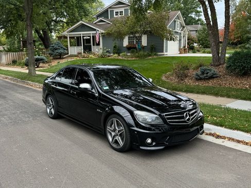Used 2008 Mercedes-Benz C 63 AMG Sedan w/ Multimedia Pkg image 38