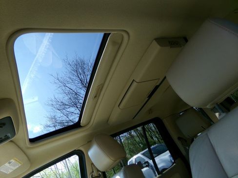 Used 2006 Ford Explorer Limited image 21