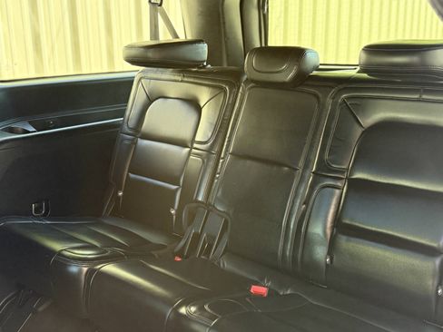 Used 2020 Lincoln Navigator L Reserve RWD image 27