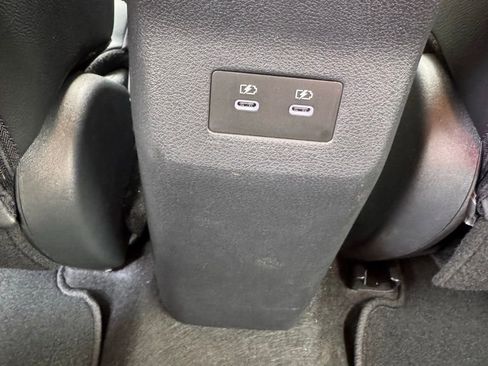 Used 2025 Nissan Kicks SR image 15