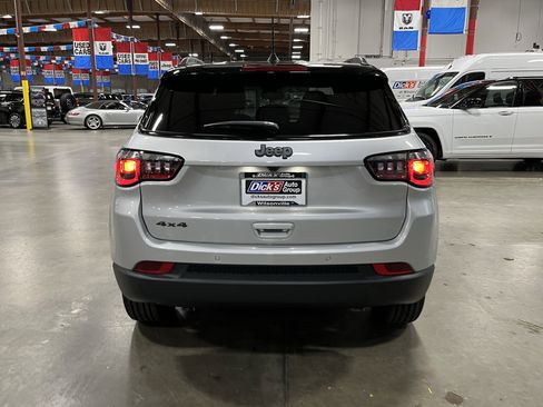 Certified 2026 Jeep Compass Limited image 4