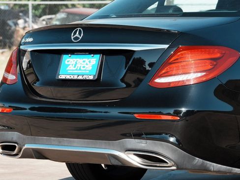 Used 2019 Mercedes-Benz E 300 image 34