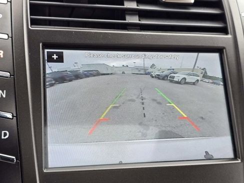 Used 2019 Lincoln MKC Reserve image 14