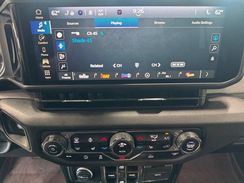 Used 2024 Jeep Wrangler Unlimited Sport AWD/4WD image 5