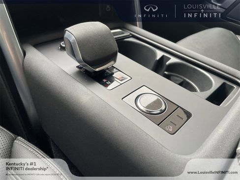 Used 2023 Land Rover Discovery S R-Dynamic image 23