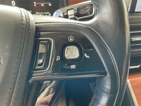 Used 2020 Lincoln Aviator Reserve w/ Equipment Group 202A AWD/4WD image 13