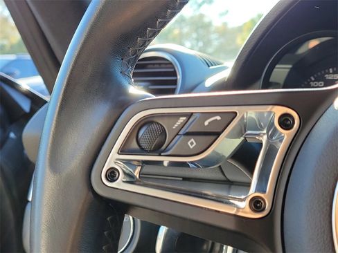 Certified 2018 Porsche 718 Cayman image 33