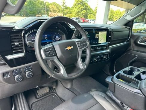 Used 2024 Chevrolet Silverado 1500 LT w/ Safety Package AWD/4WD image 13