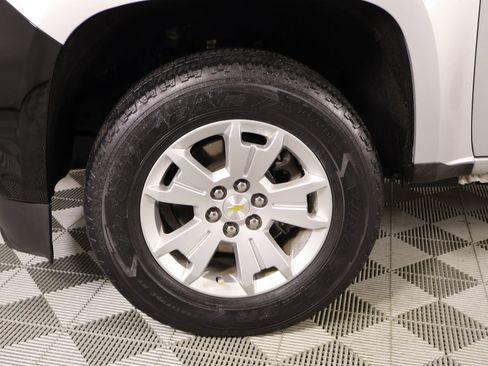 Used 2022 Chevrolet Colorado LT w/ Fleet Safety Package image 16