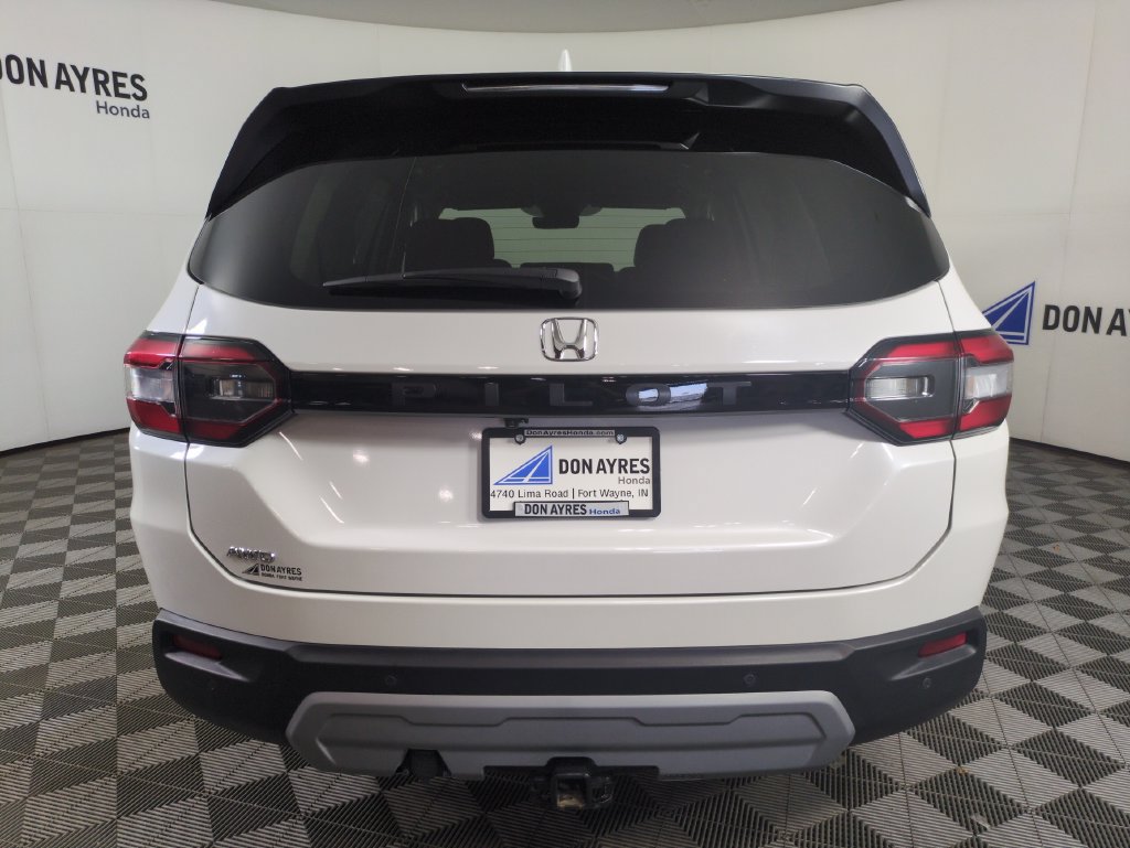 Certified 2025 Honda Pilot EX-L image 5