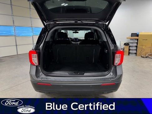 Certified 2022 Ford Explorer XLT image 5