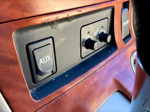 Used 2010 Toyota Highlander Limited image 33