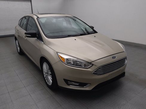 Used 2018 Ford Focus Titanium FWD image 13