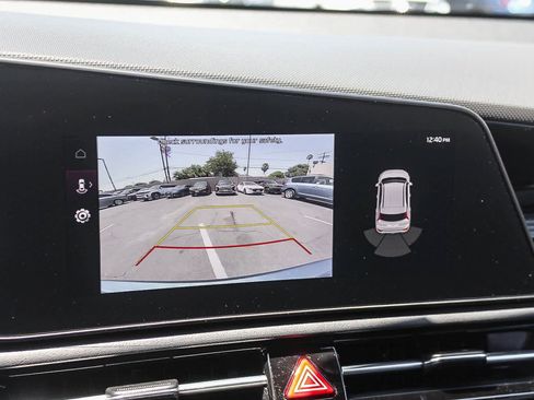 Used 2025 Kia Niro EX FWD image 32