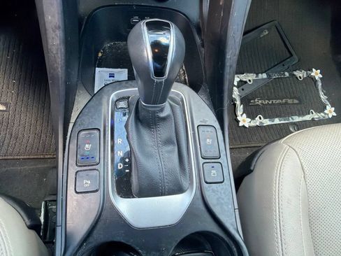 Used 2017 Hyundai Santa Fe AWD w/ Cargo Package image 30