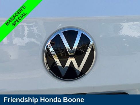 Used 2022 Volkswagen Taos S FWD image 11