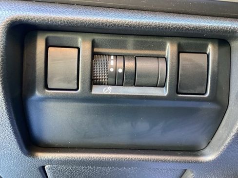 Used 2024 Subaru Impreza 2.0i Sport image 14