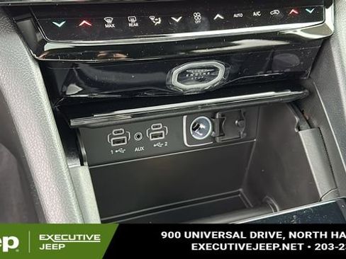 New 2026 Jeep Grand Cherokee Limited image 17