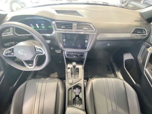 Used 2022 Volkswagen Tiguan SE R-Line AWD/4WD image 23