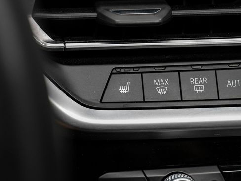 Used 2024 BMW X4 xDrive30i image 35