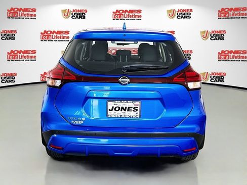 Certified 2023 Nissan Kicks S FWD image 14