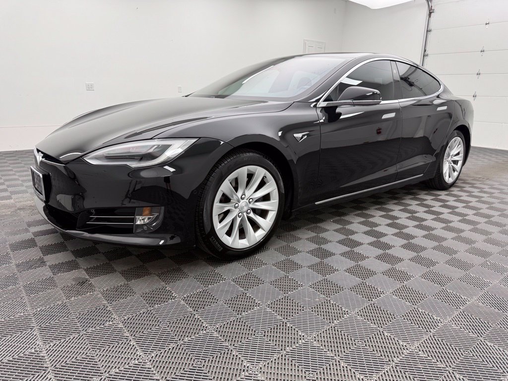 Used 2018 Tesla Model S 75D AWD/4WD image 2